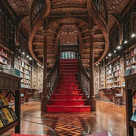 Lobo Do Mar Loft * Matosinhos (Porto)